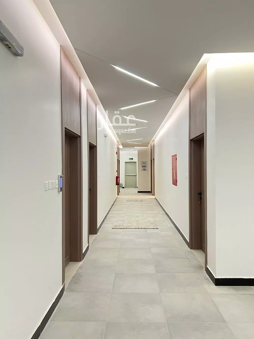 مكتب 750 م² في العارض 5