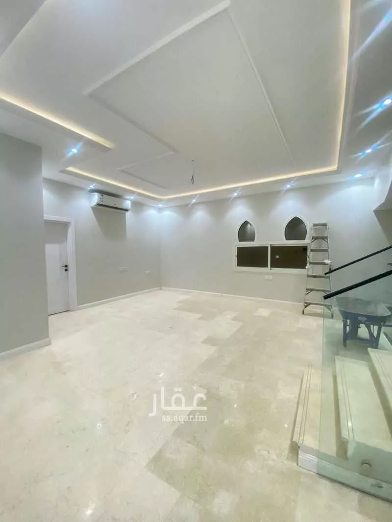 5 bedroom villa in Al Qairawan, Riyadh 24