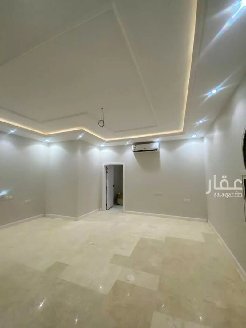 5 bedroom villa in Al Qairawan, Riyadh 8