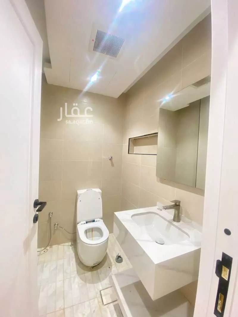 5 bedroom villa in Al Qairawan, Riyadh 16