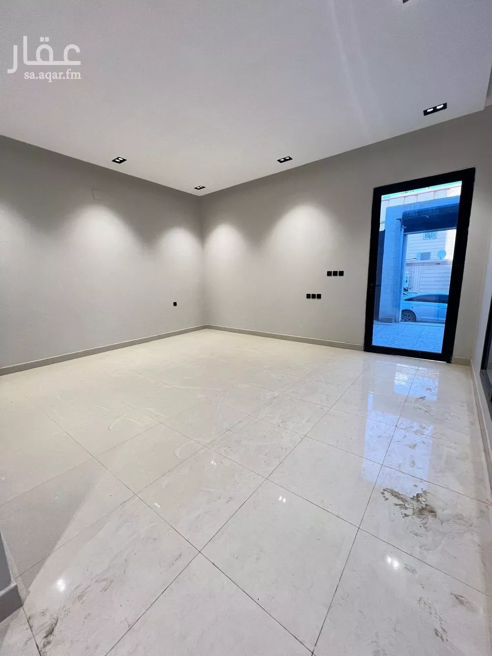 فيلا 4 غرف في اليرموك 5