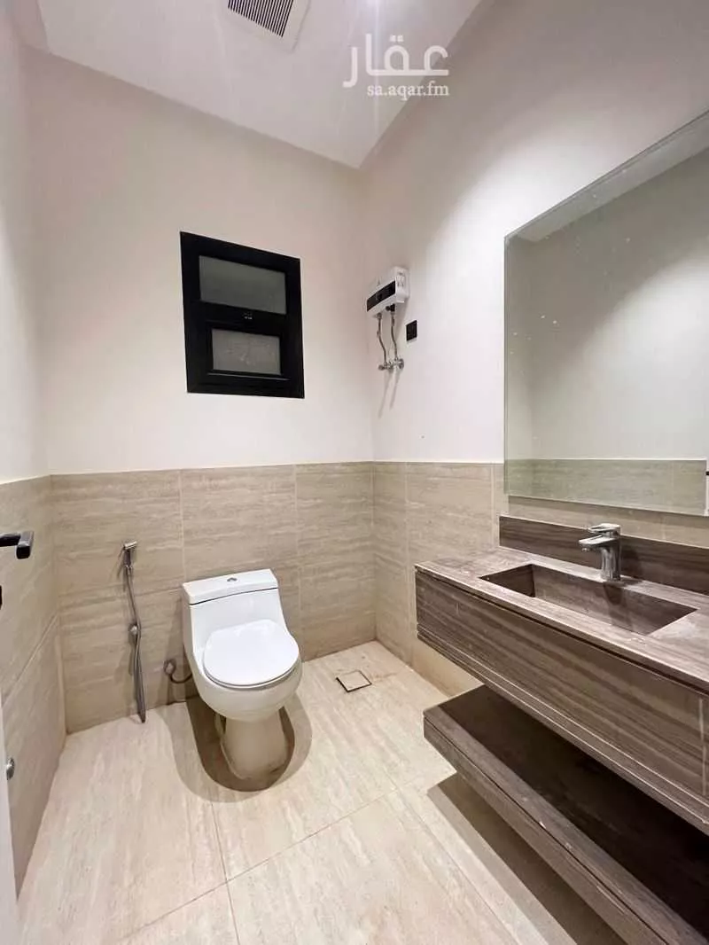 4 bedroom villa in Tuwaiq, Riyadh 9