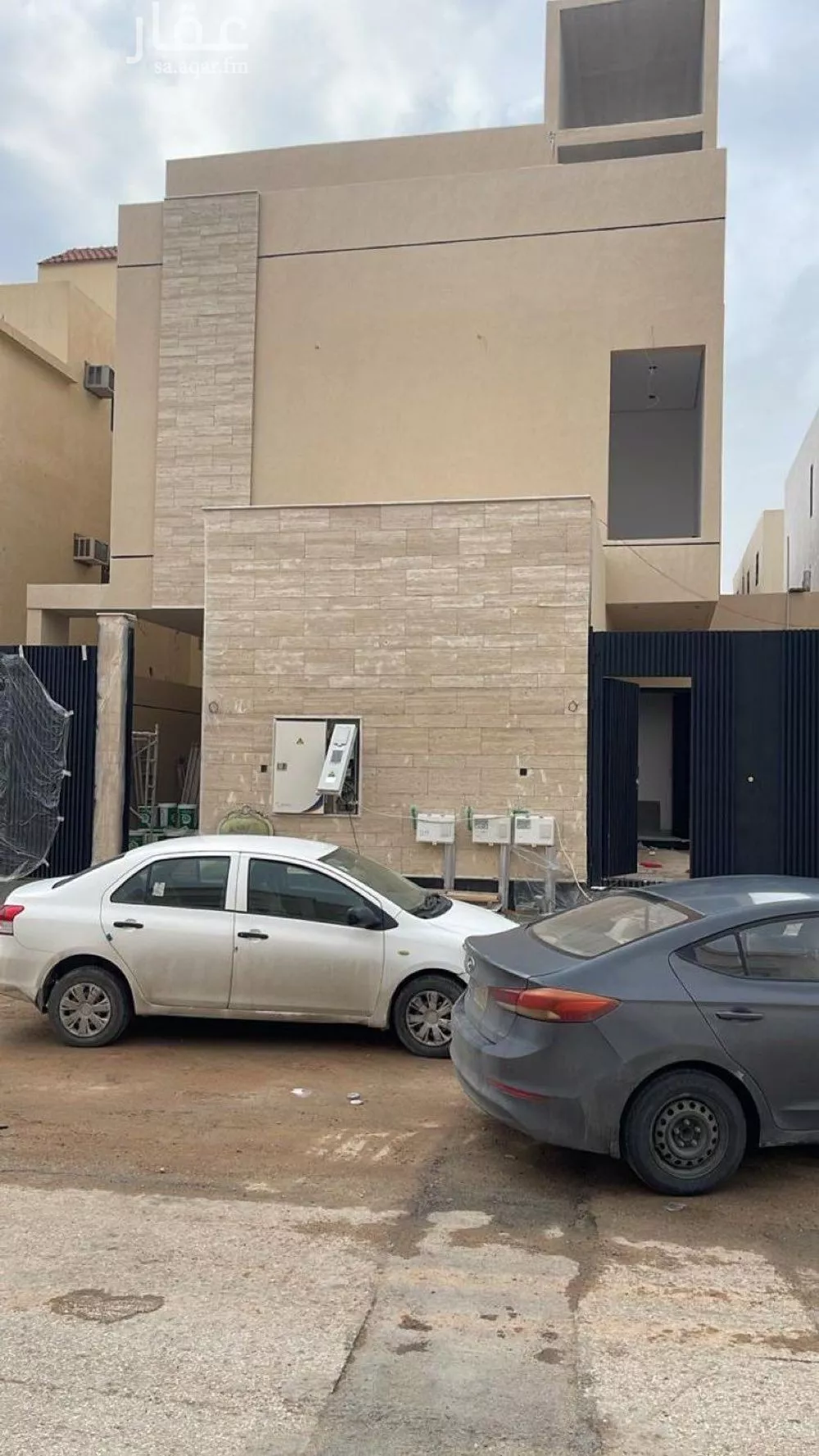 دور 4 غرف في السعادة 1