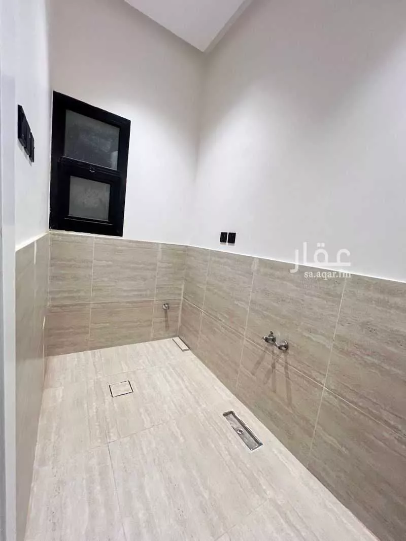 4 bedroom villa in Tuwaiq, Riyadh 25