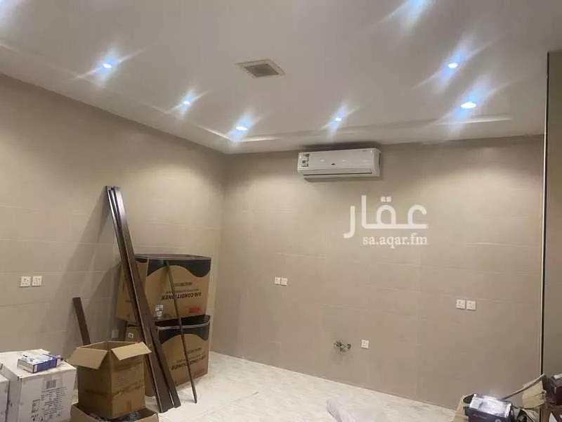 5 bedroom villa in Al Qairawan, Riyadh 11