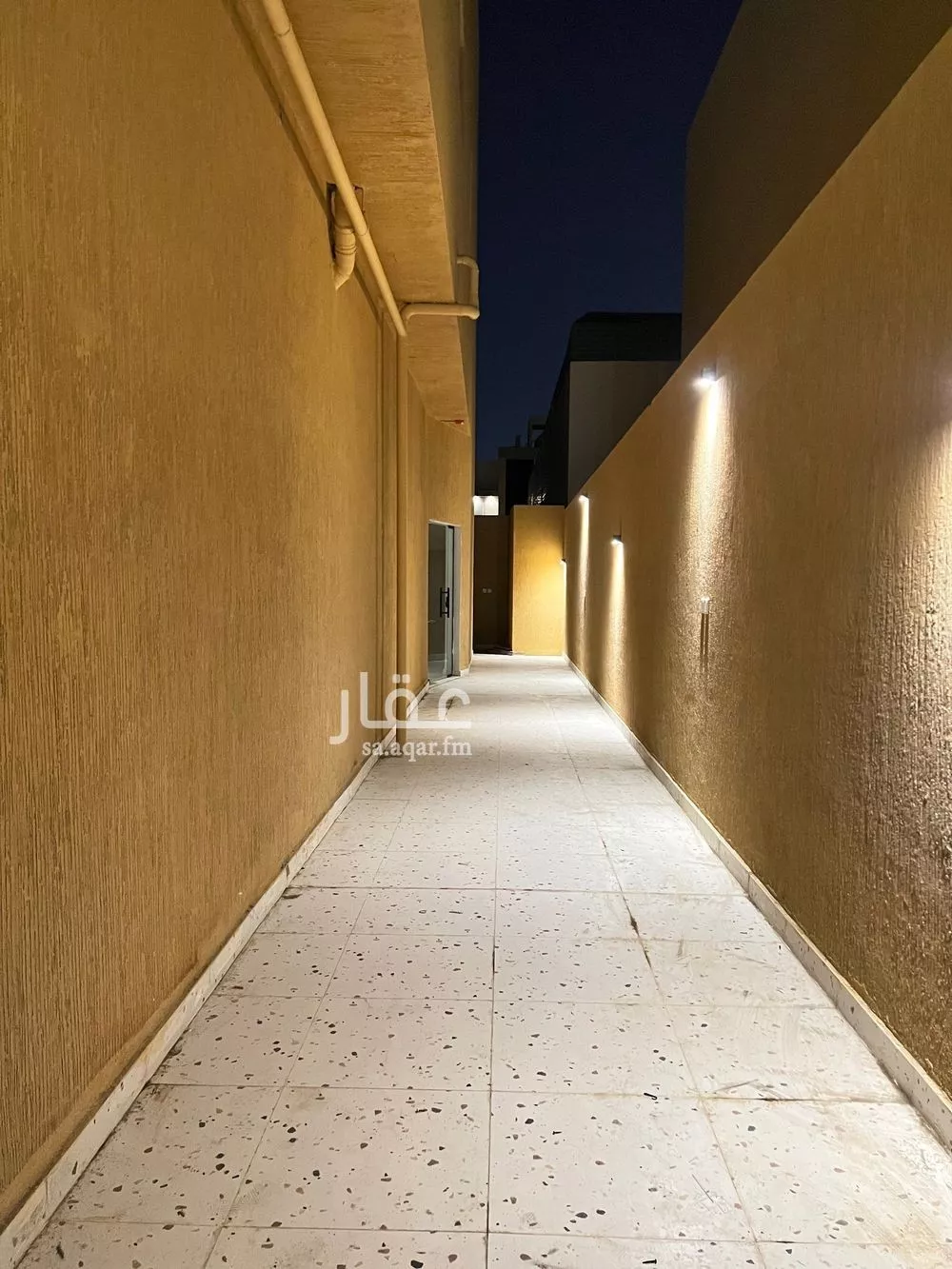 مكتب 750 م² في العارض 5