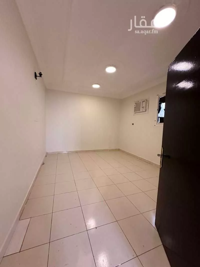 1 bedroom apartment in Dhahrat Laban 3