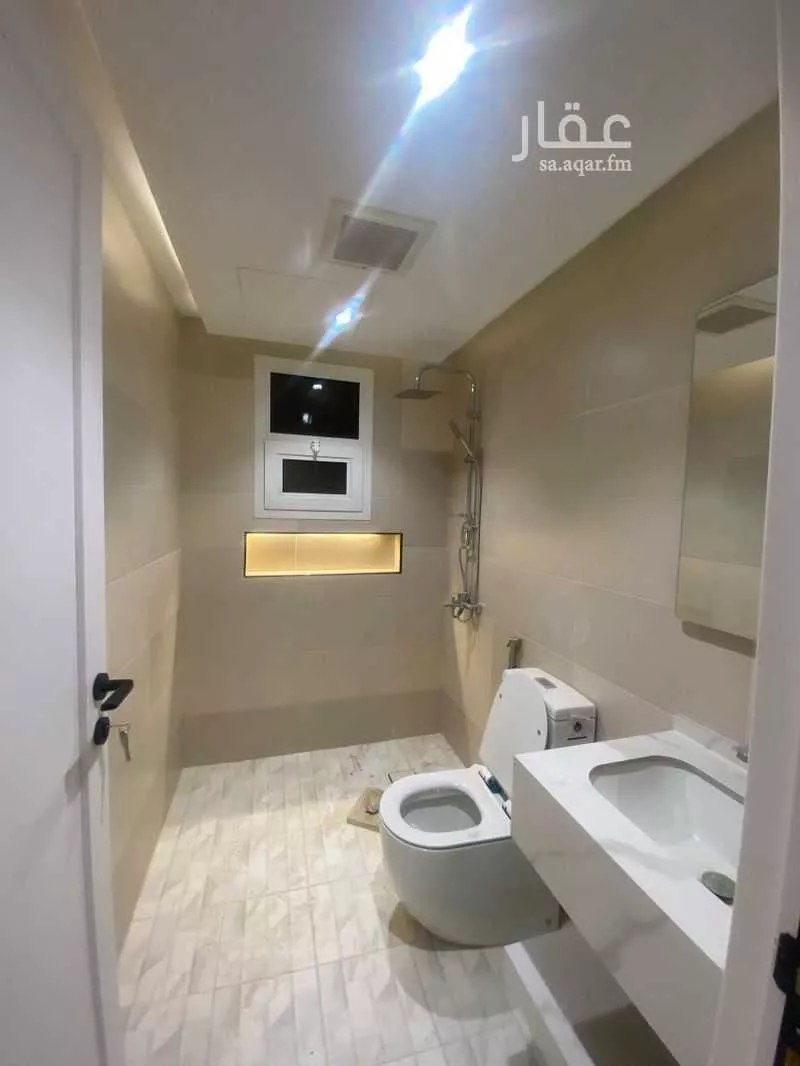 5 bedroom villa in Al Qairawan, Riyadh 10