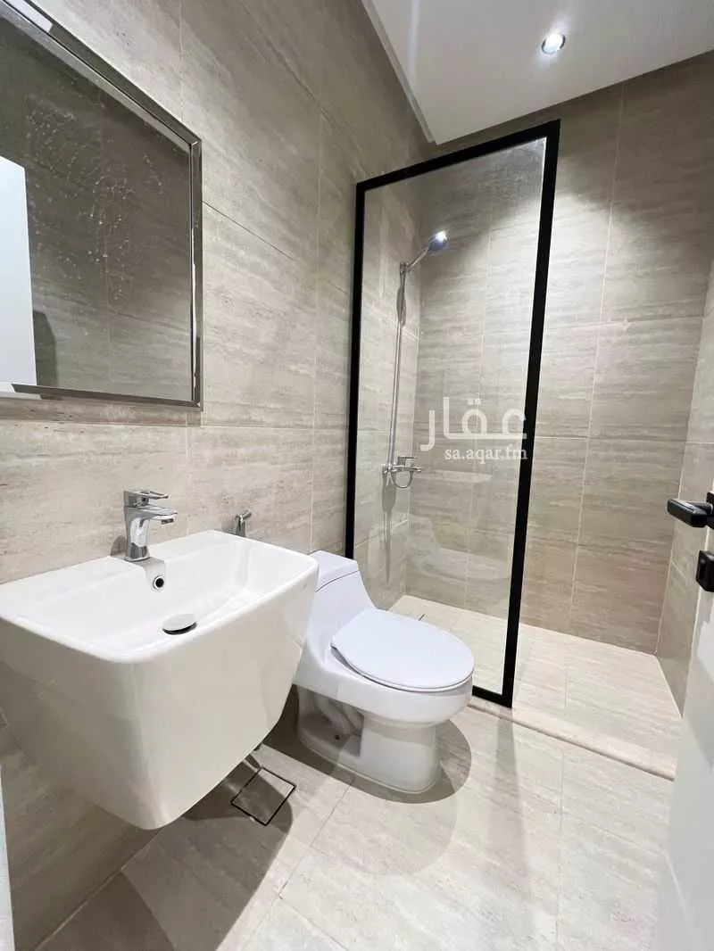 4 bedroom villa in Tuwaiq, Riyadh 15