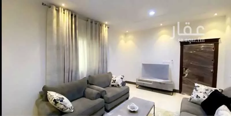 4 bedroom apartment in Al Nuzhah, Riyadh 9