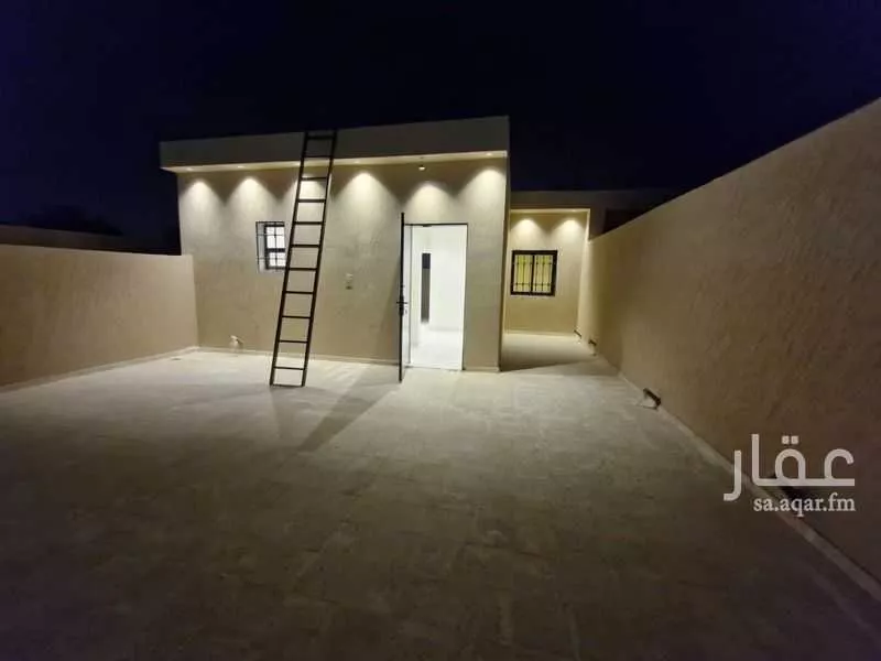 فيلا 6 غرف في العريجاء الوسطى 3