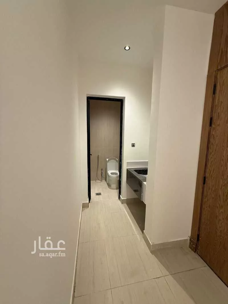 شقة 6 غرف في الامير محمد بن سعود 3