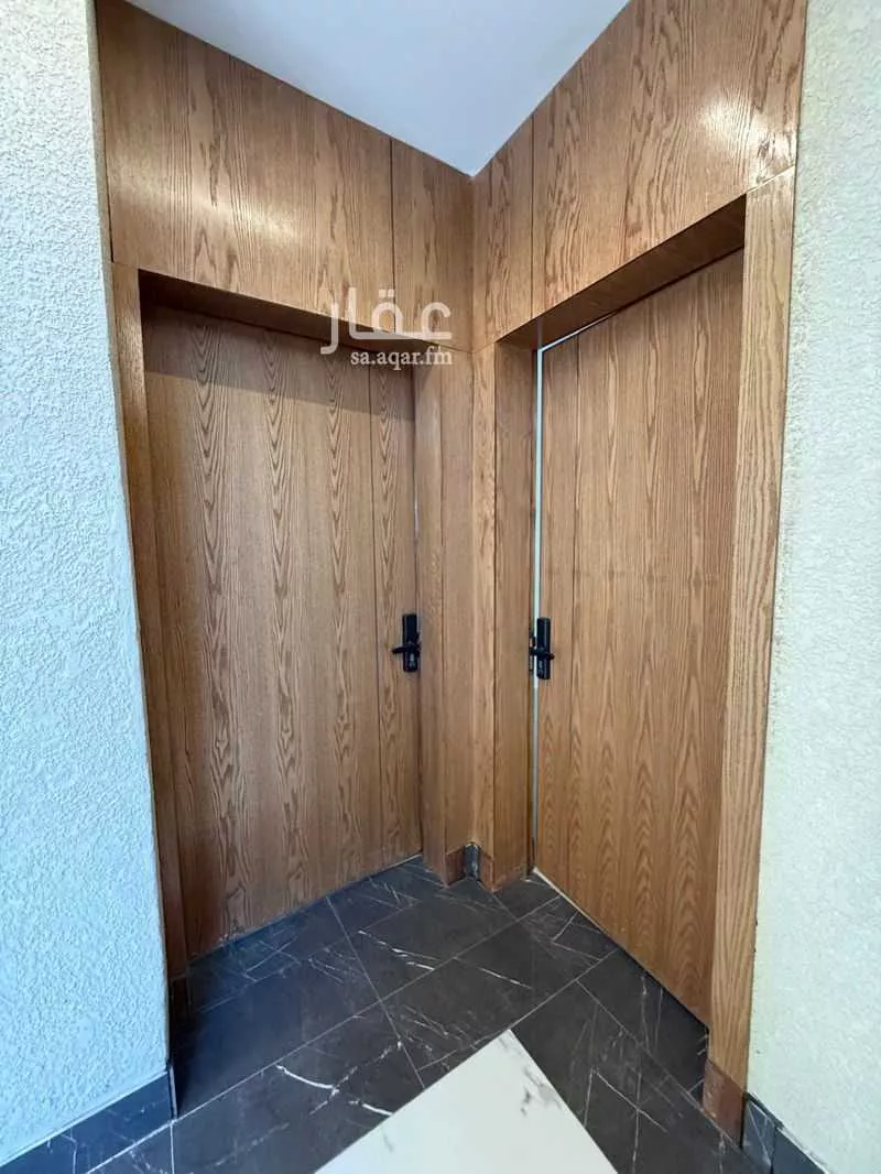 شقة 6 غرف في الامير محمد بن سعود 2