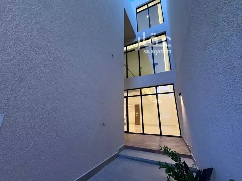 5 bedroom villa in Al Narjis 3