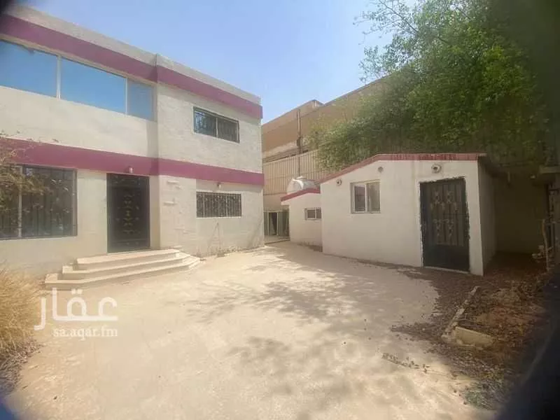 فيلا 7 غرف في الملز 2