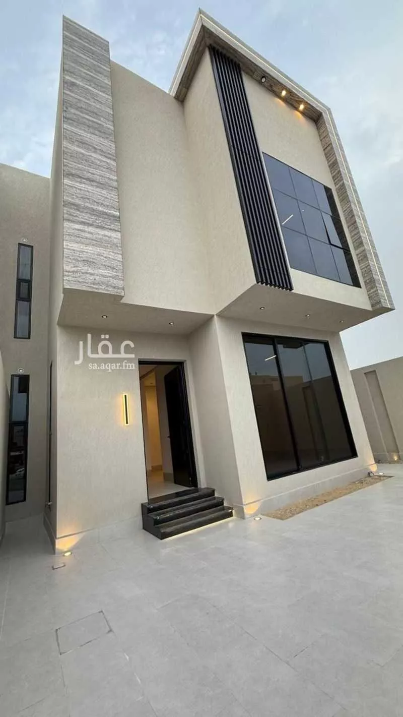 6 bedroom villa in Dahiat King Fahd 2