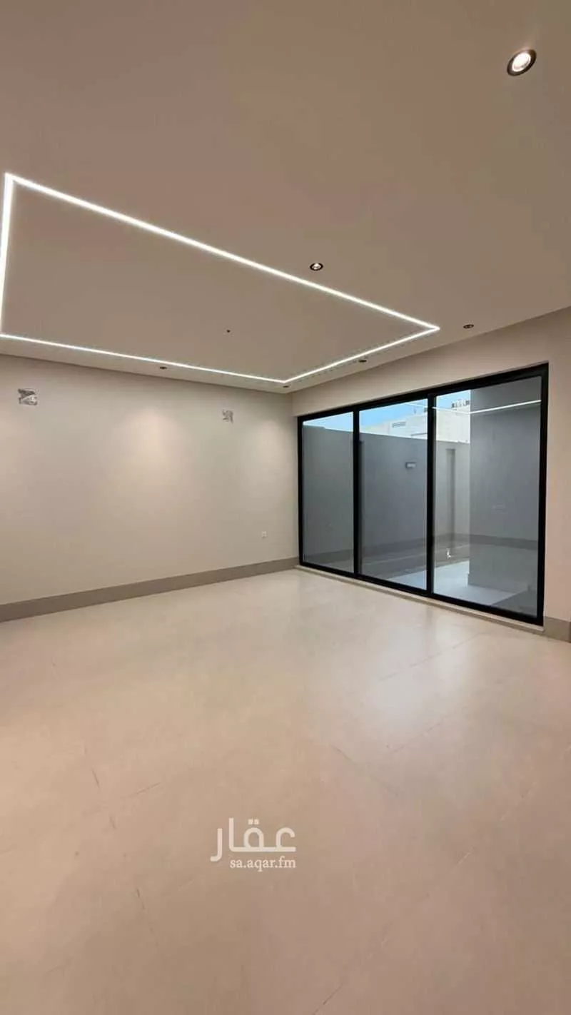 6 bedroom villa in Dahiat King Fahd 5