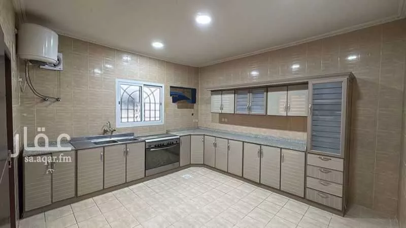 3 bedroom apartment in Umm Al Hamam Al Gharbi, Riyadh 5