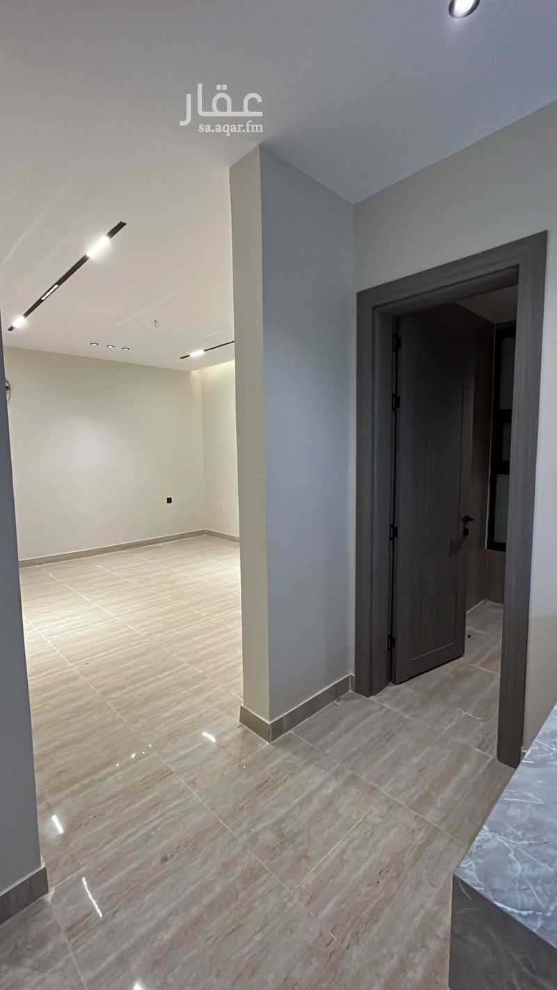 4 bedroom apartment in Ash Shulah, Eastern Province 4