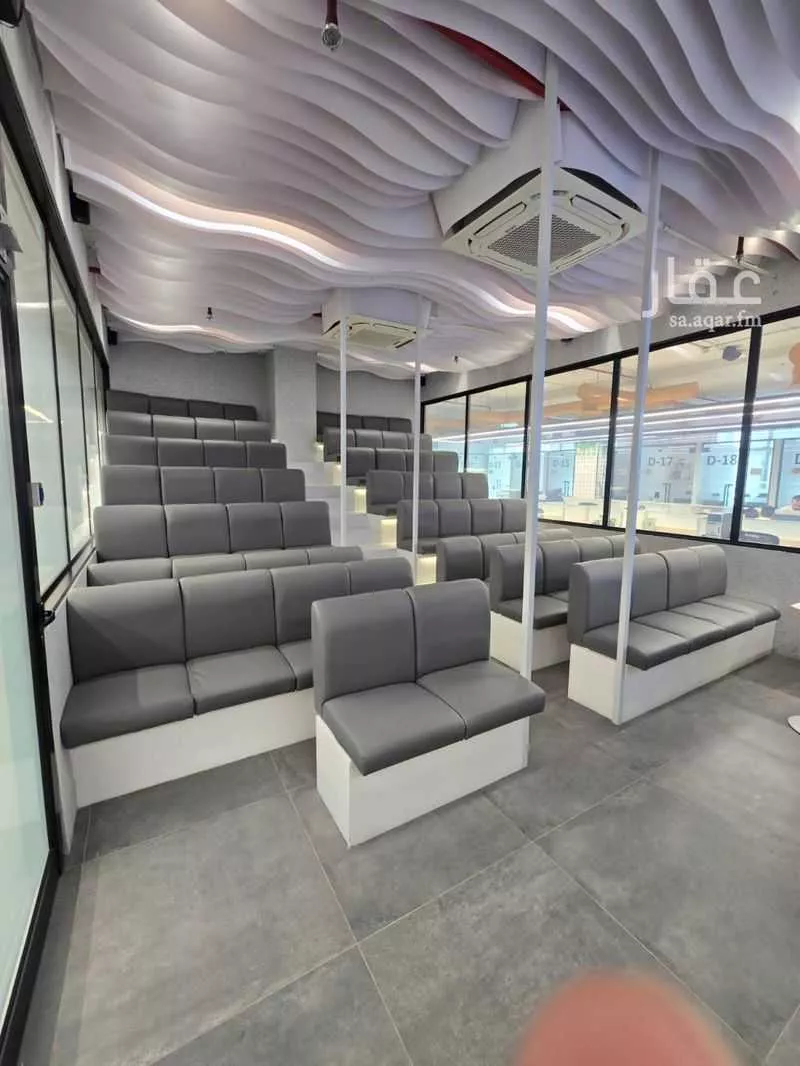 مكتب 5000 م² في الدريهمية 2