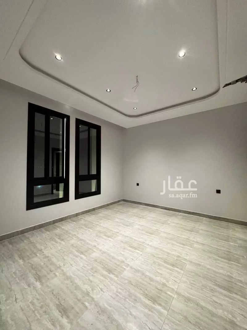 شقة 4 غرف في النزهة 1