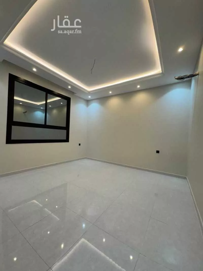 شقة 5 غرف في النزهة 4