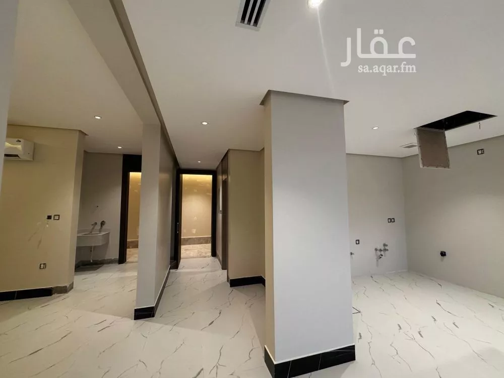 5 bedroom apartment in Ash Shati Al Gharbi 3
