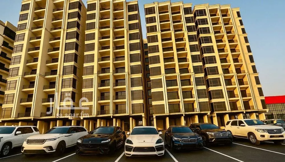 5 bedroom apartment in Ash Shati Al Gharbi 1