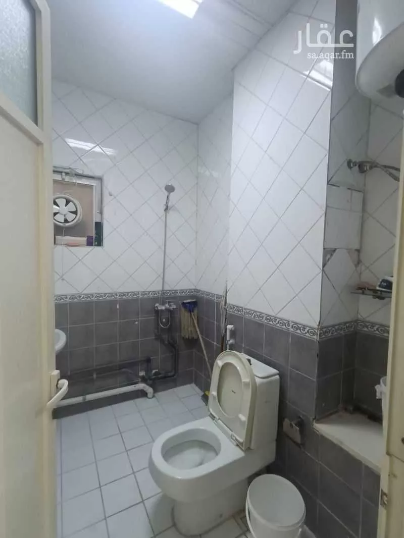 شقة 5 غرف في الاسكان 4