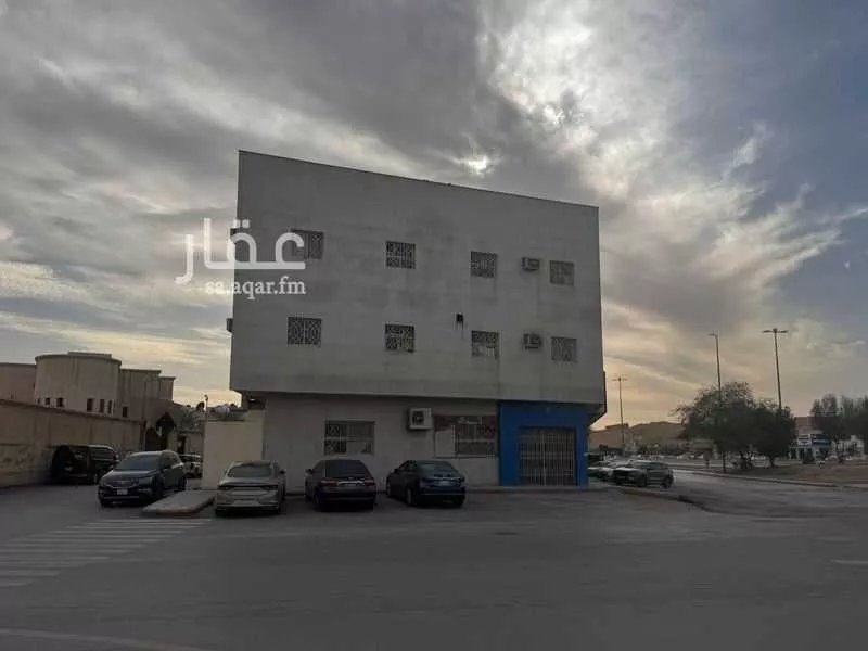 22 bedroom building in Umm Al Hamam Al Gharbi, Riyadh 6
