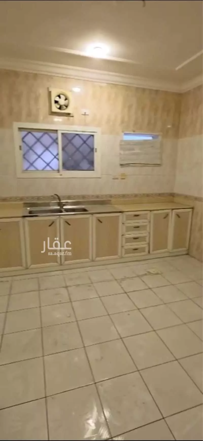 737 sqm building in Bani Malik 2