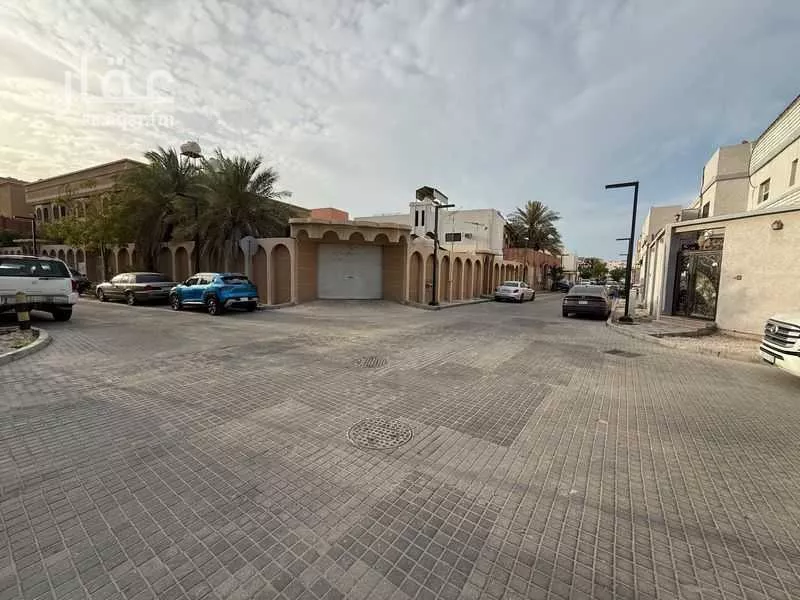 583 sqm land in Al Badi 2