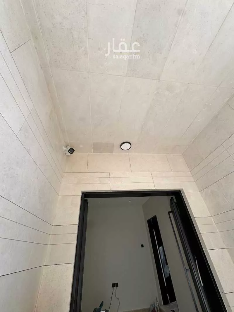 4 bedroom floor in Al Aridh 4