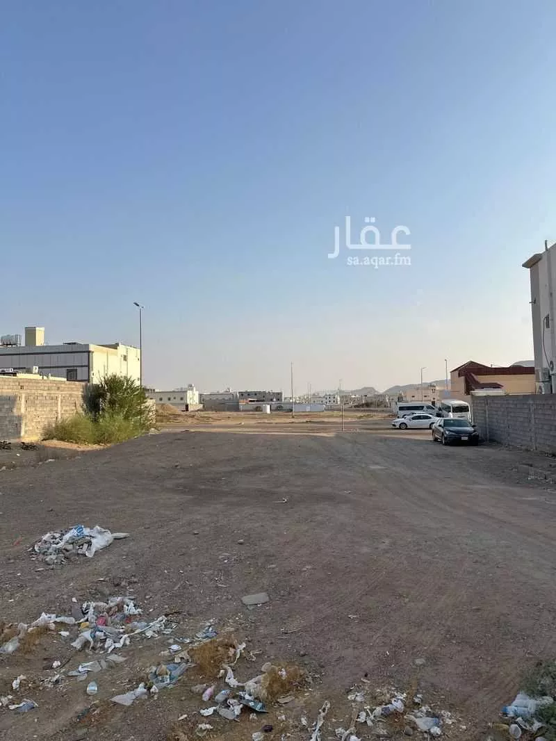 أرض 780 م² في السكة الحديدية 5