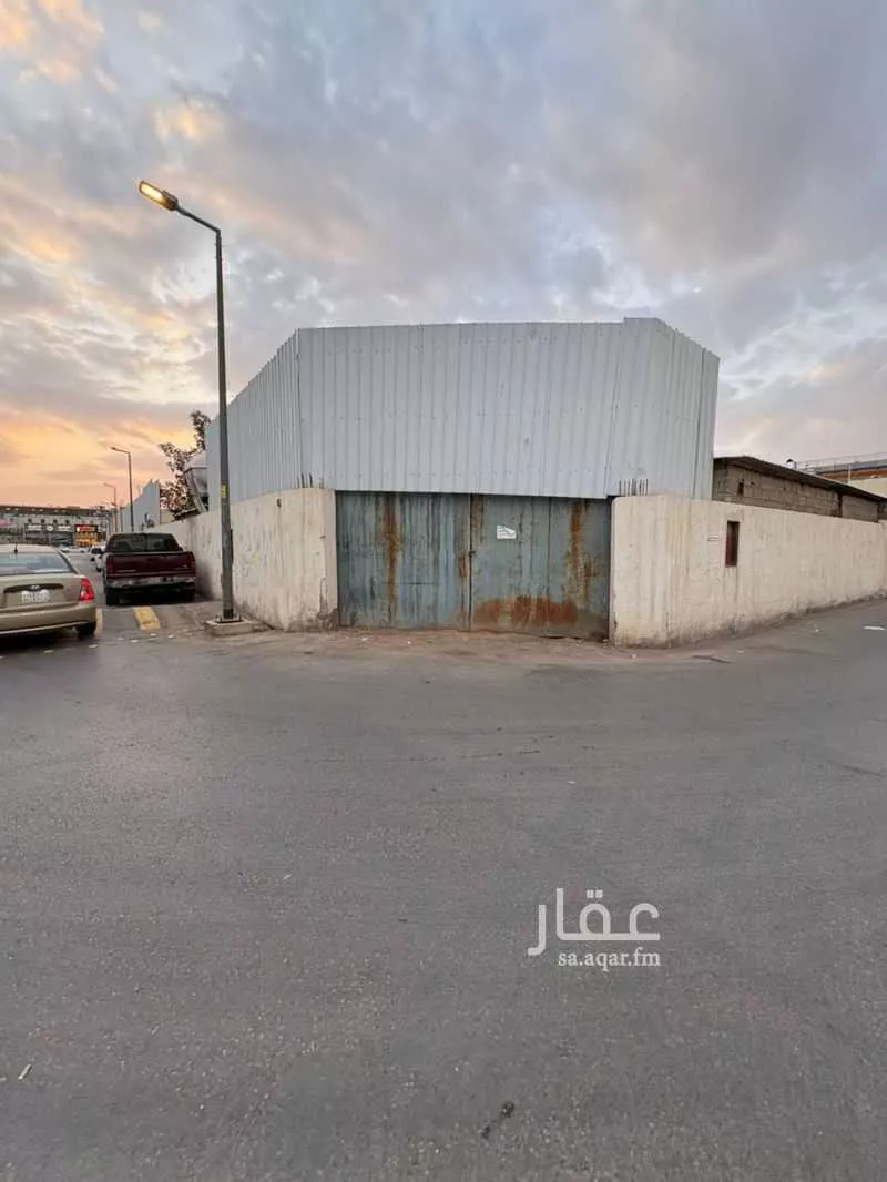 20 bedroom building in As Suwaidi Al Gharabi, Riyadh 8