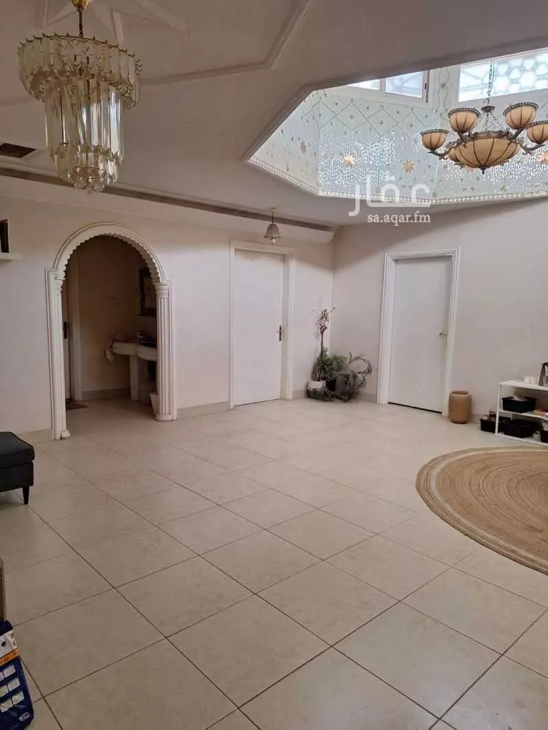 5 bedroom floor in As Suwaidi Al Gharabi 4