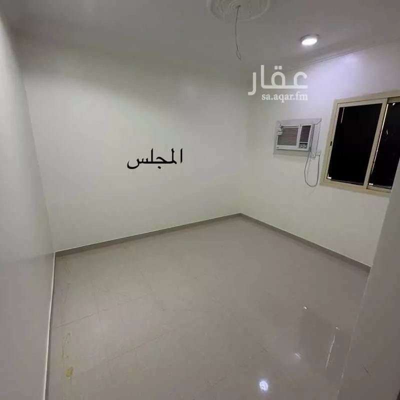 شقة 3 غرف في الرمال 1