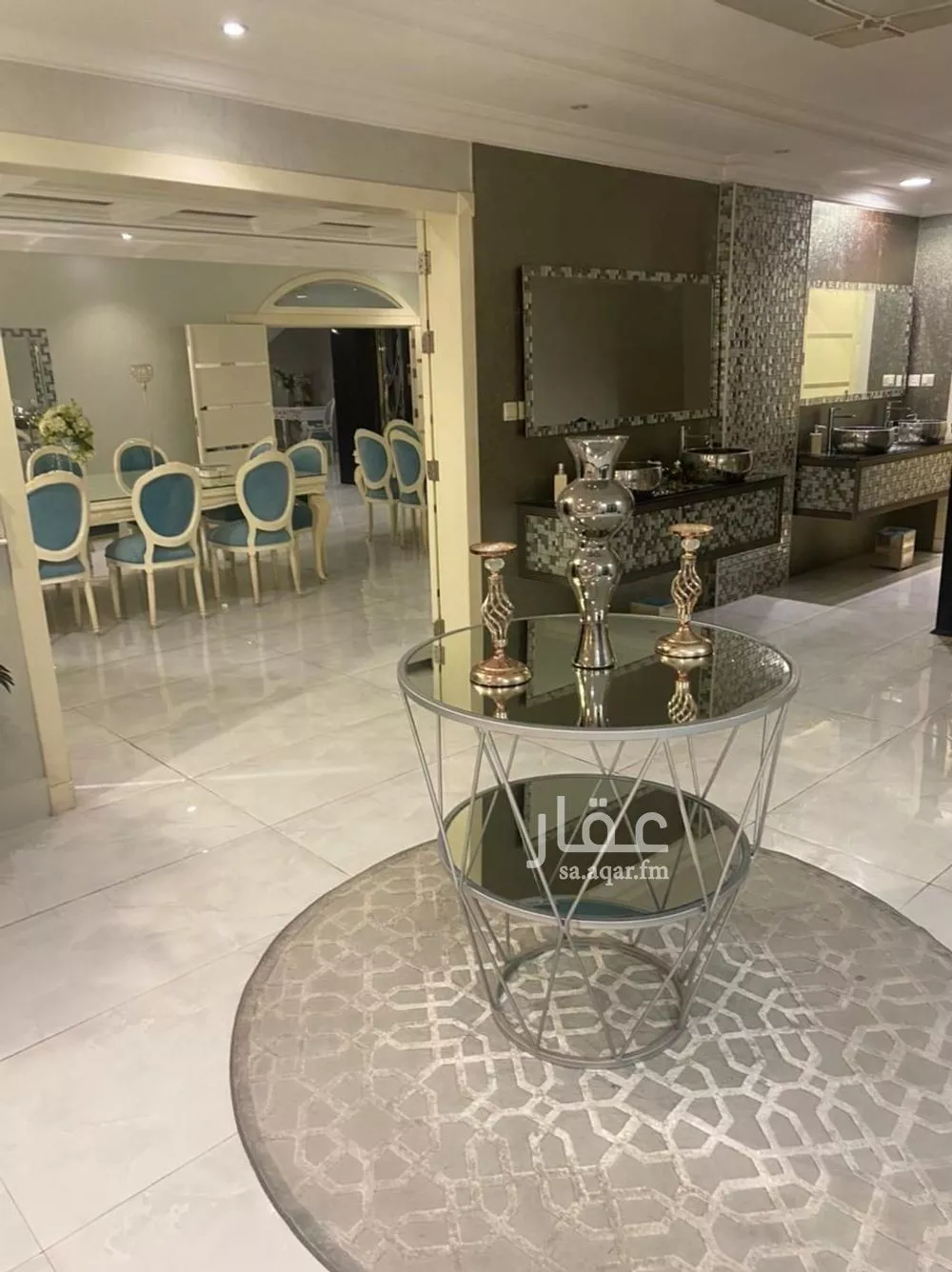 شقة 10 غرف في المنتزة 3