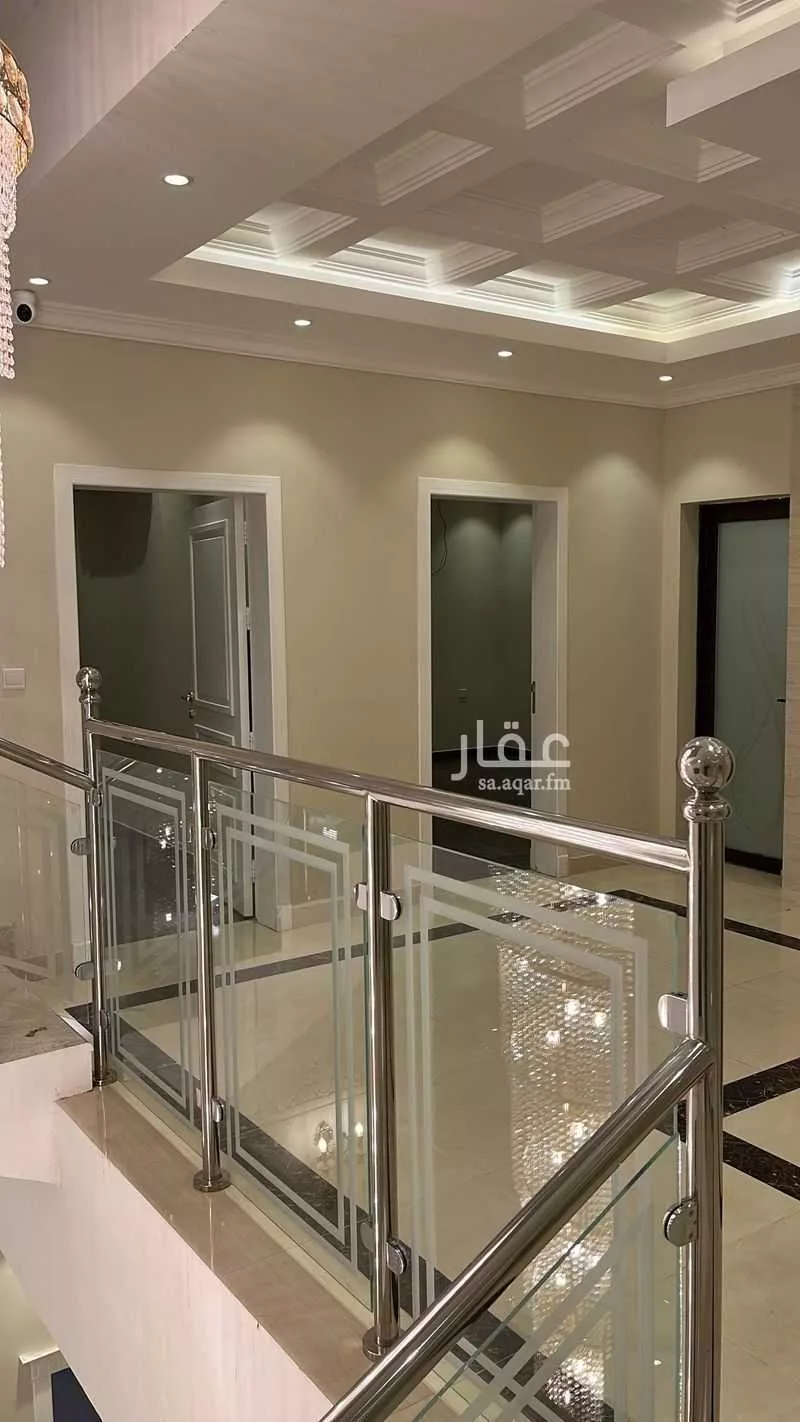 فيلا 5 غرف في الامواج 4