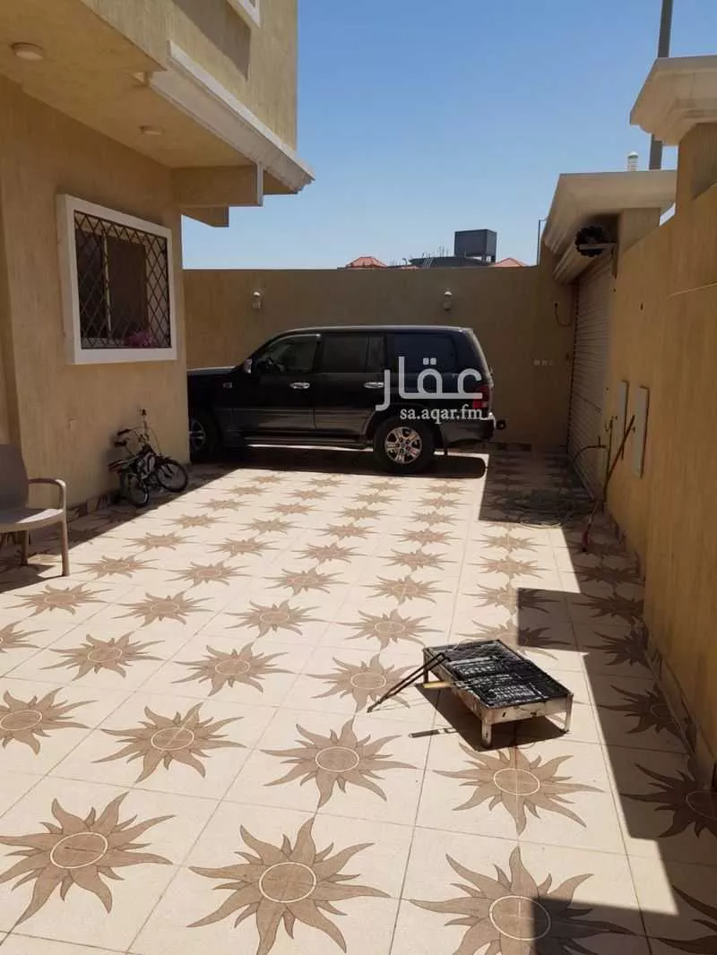 عمارة 600 م² في البحيرة 4