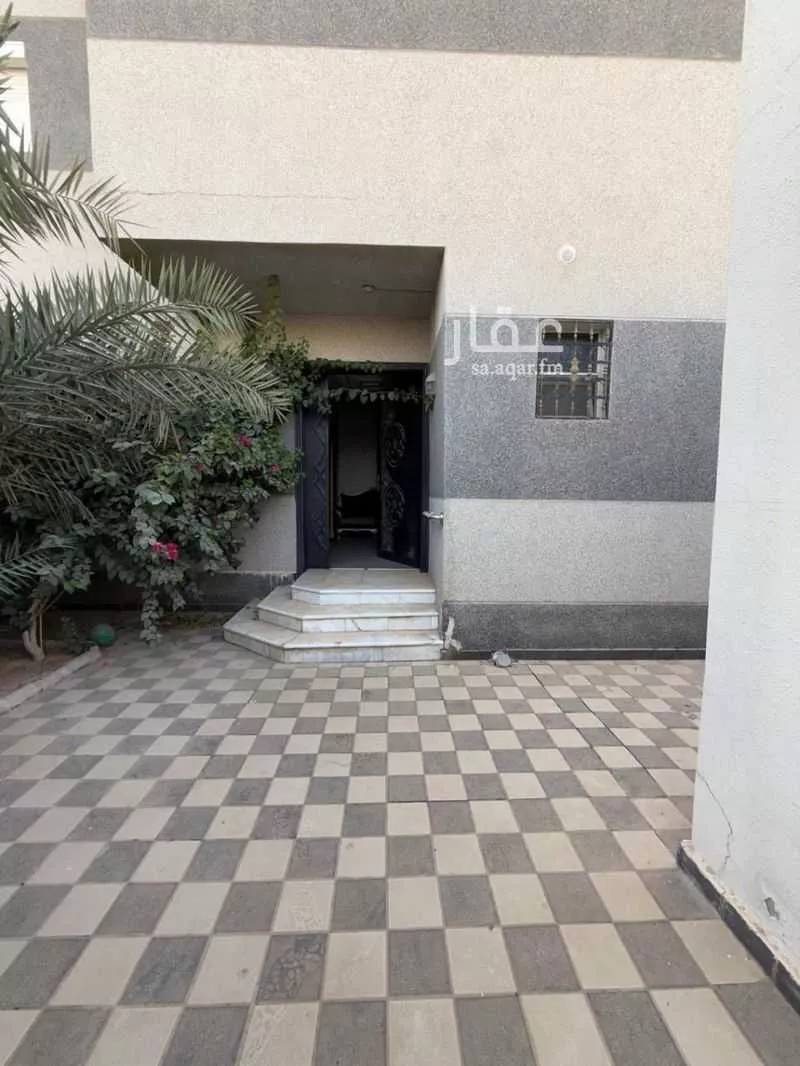 فيلا 12 غرف في النفل 3