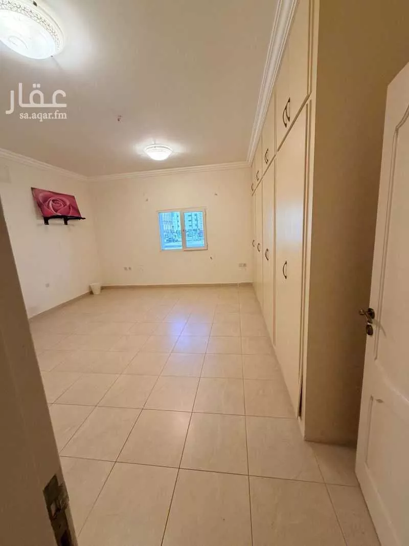 شقة 8 غرف في مشرفة 4