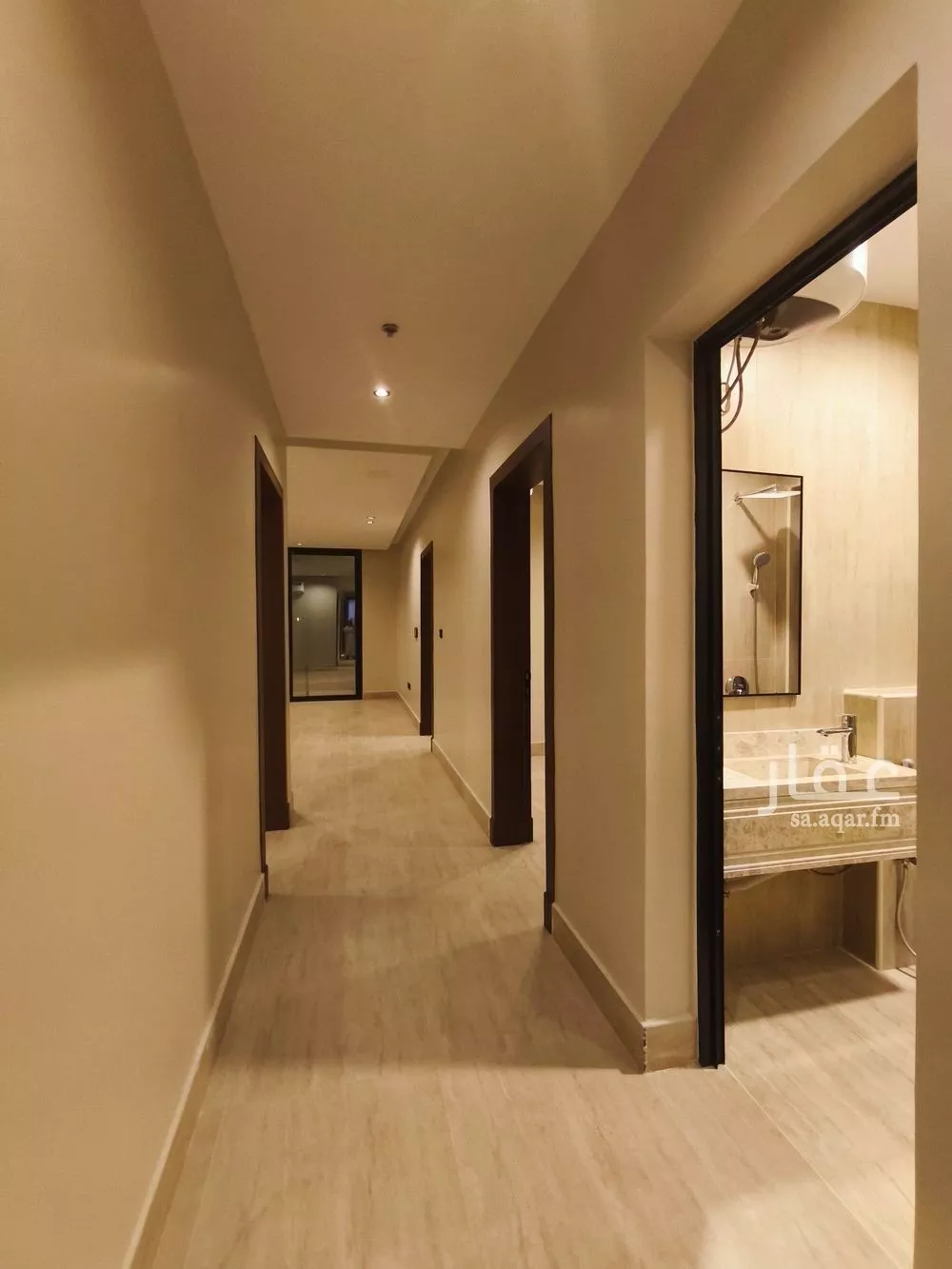 شقة 5 غرف في الحمرا 1