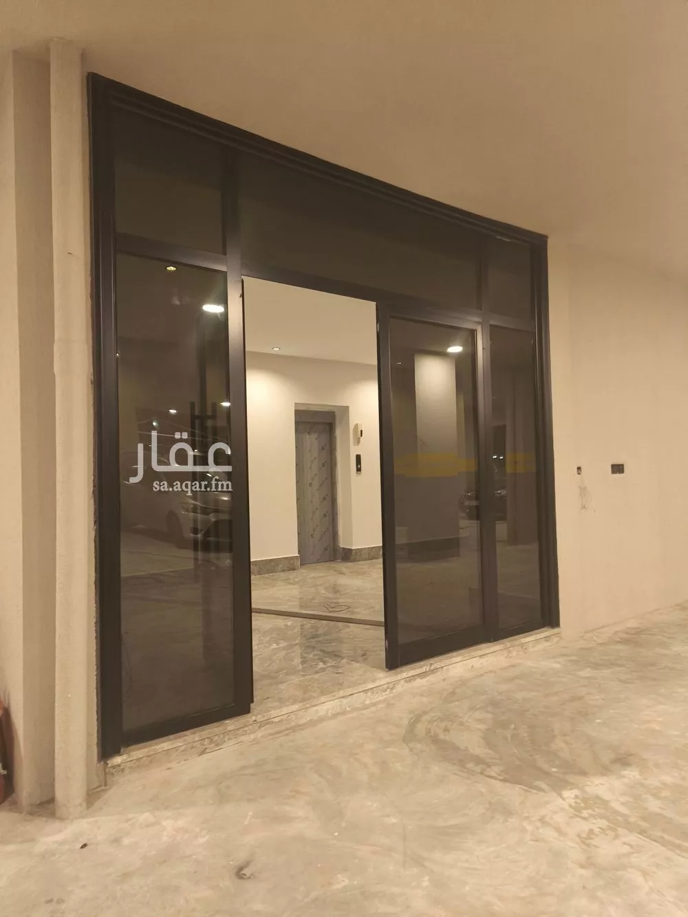 شقة 5 غرف في الحمرا 2