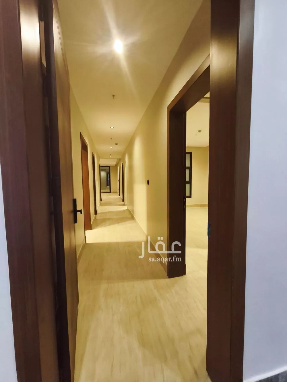 شقة 5 غرف في الحمرا 2