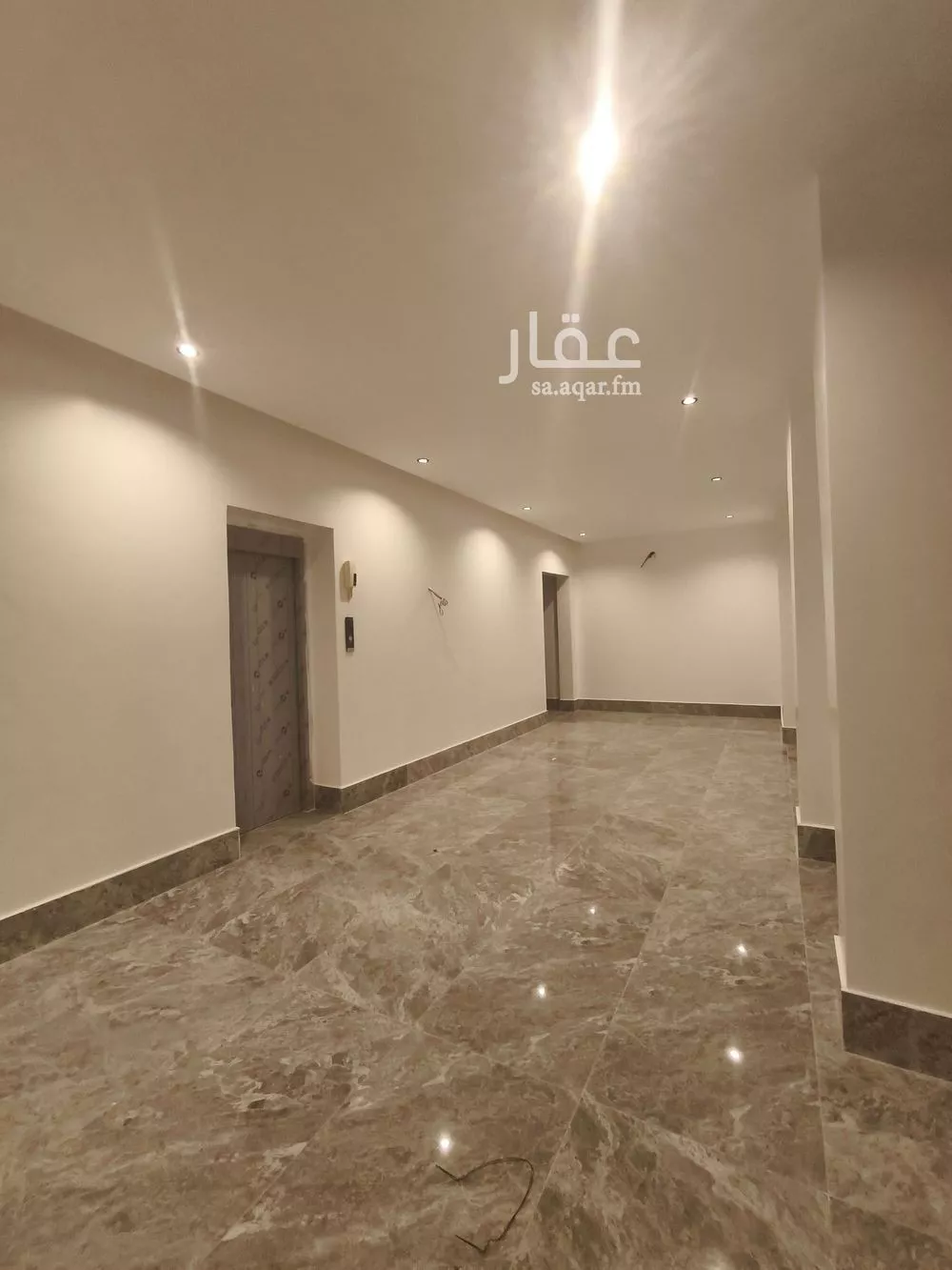 شقة 5 غرف في الحمرا 3