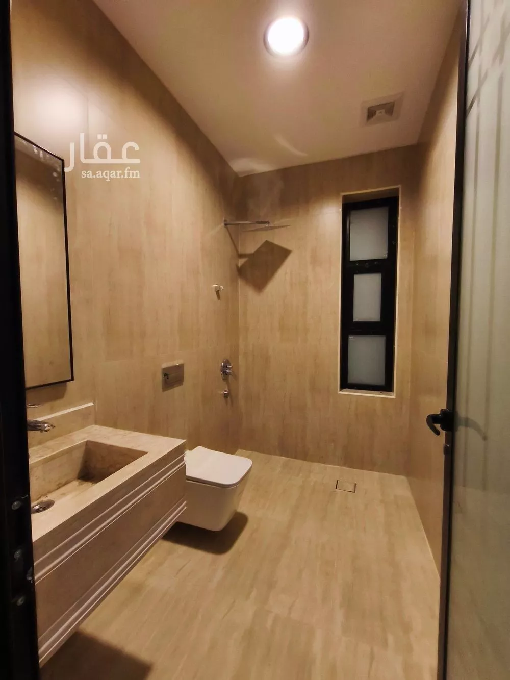 شقة 5 غرف في الحمرا 2