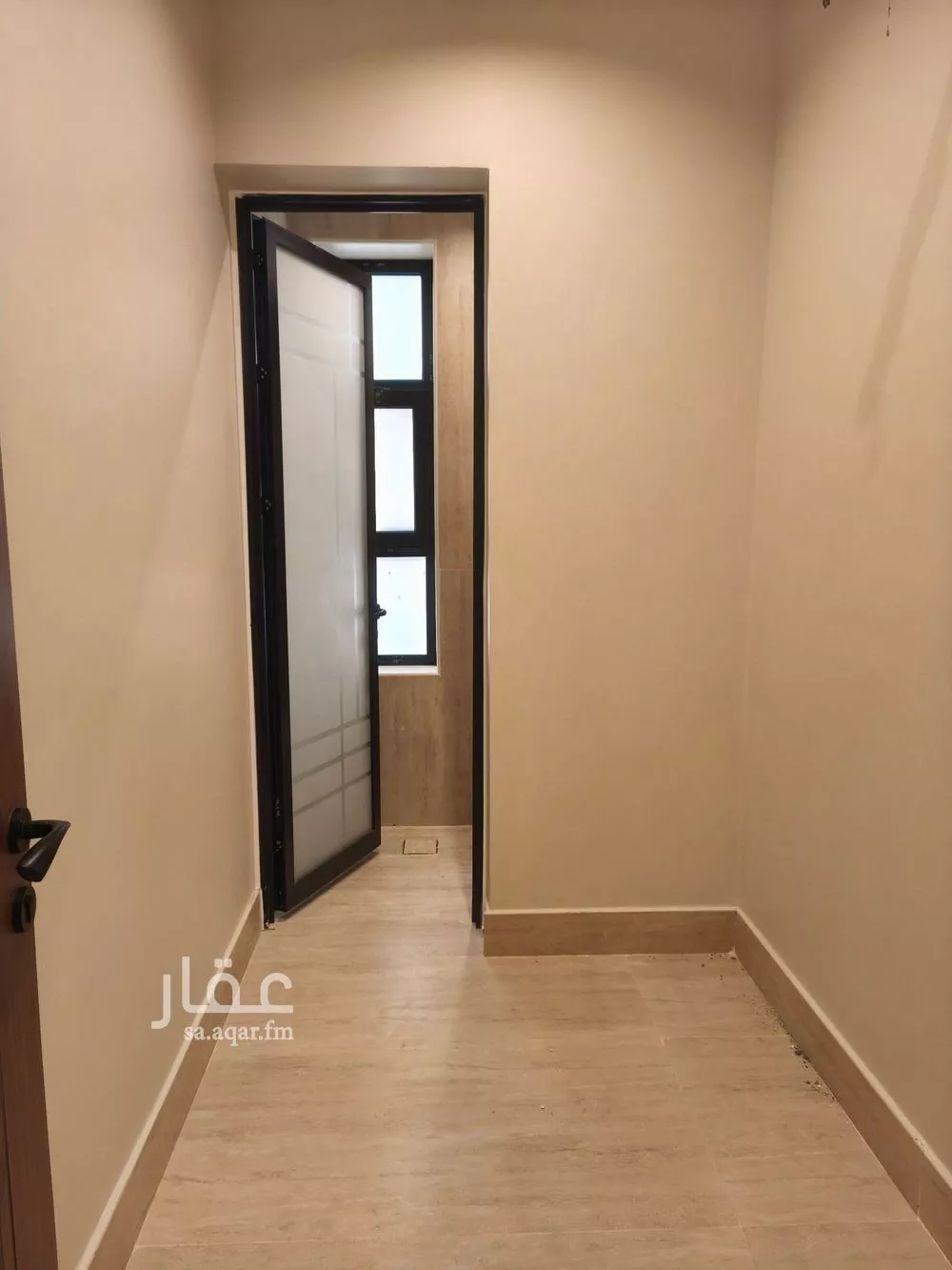 شقة 5 غرف في الحمرا 3