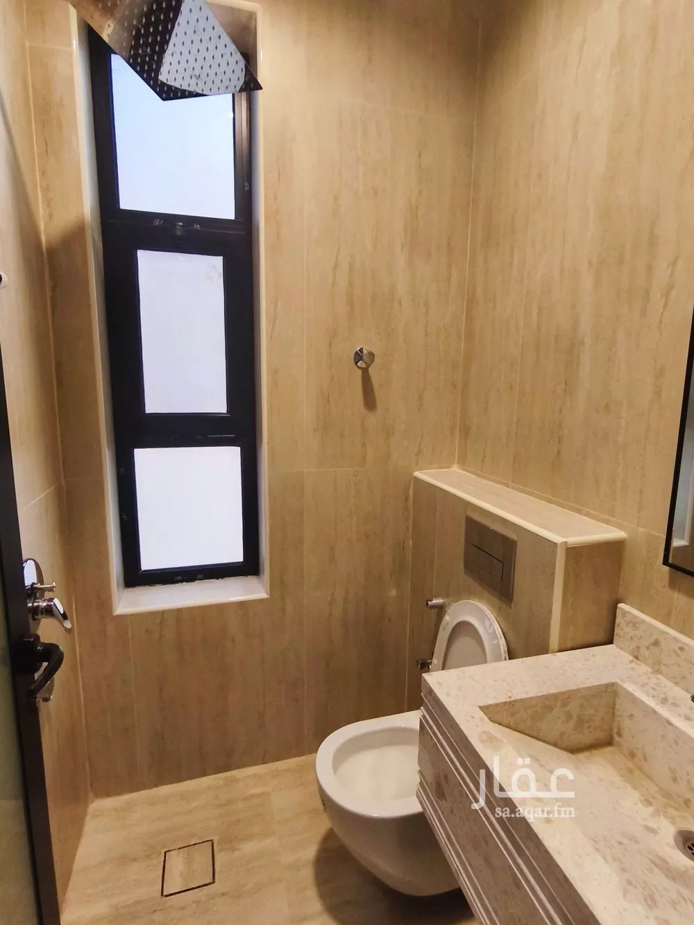 شقة 5 غرف في الحمرا 1