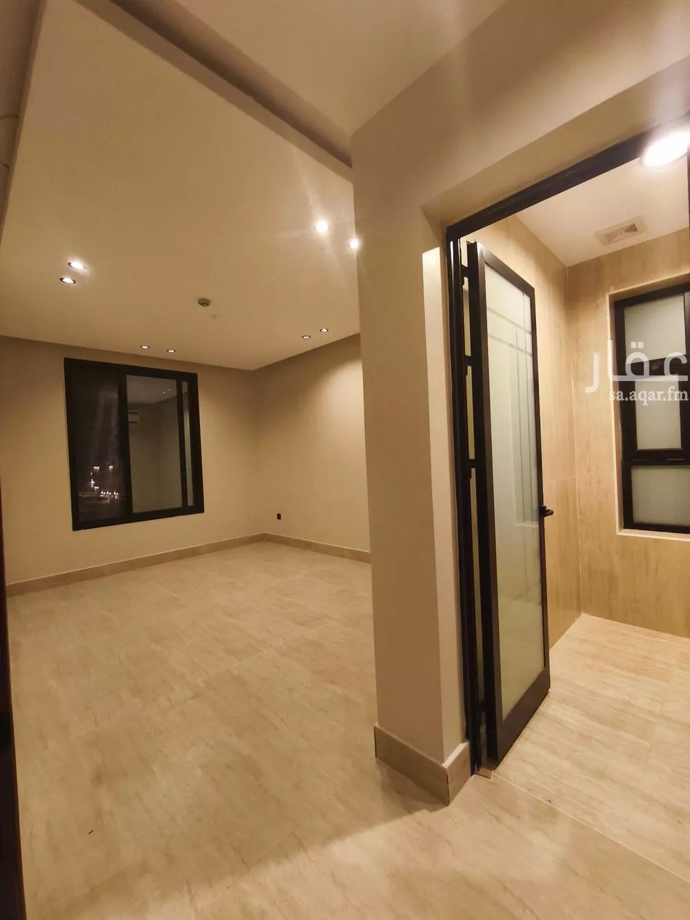 شقة 5 غرف في الحمرا 3